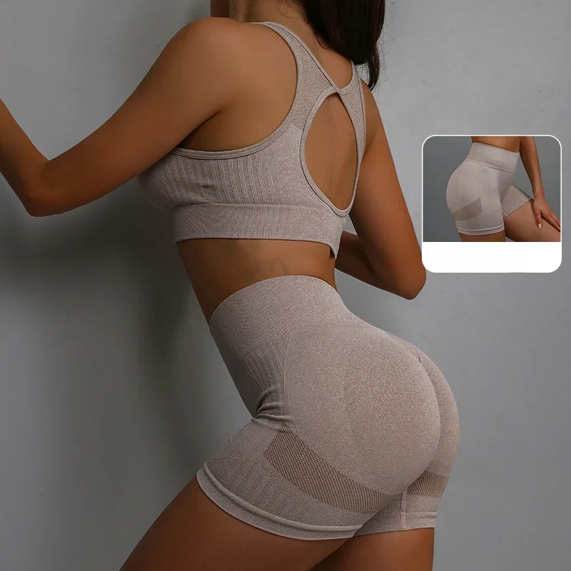 Sömlöst Träningsset för Kvinnor – Sport-BH & Shorts för Gym & Träning